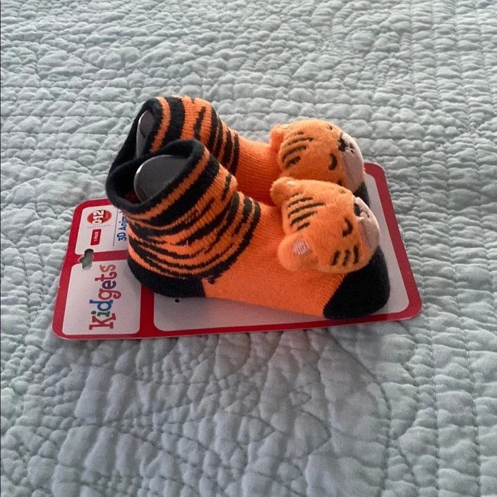 Kidgets Tiger Baby Socks in Orange and Black